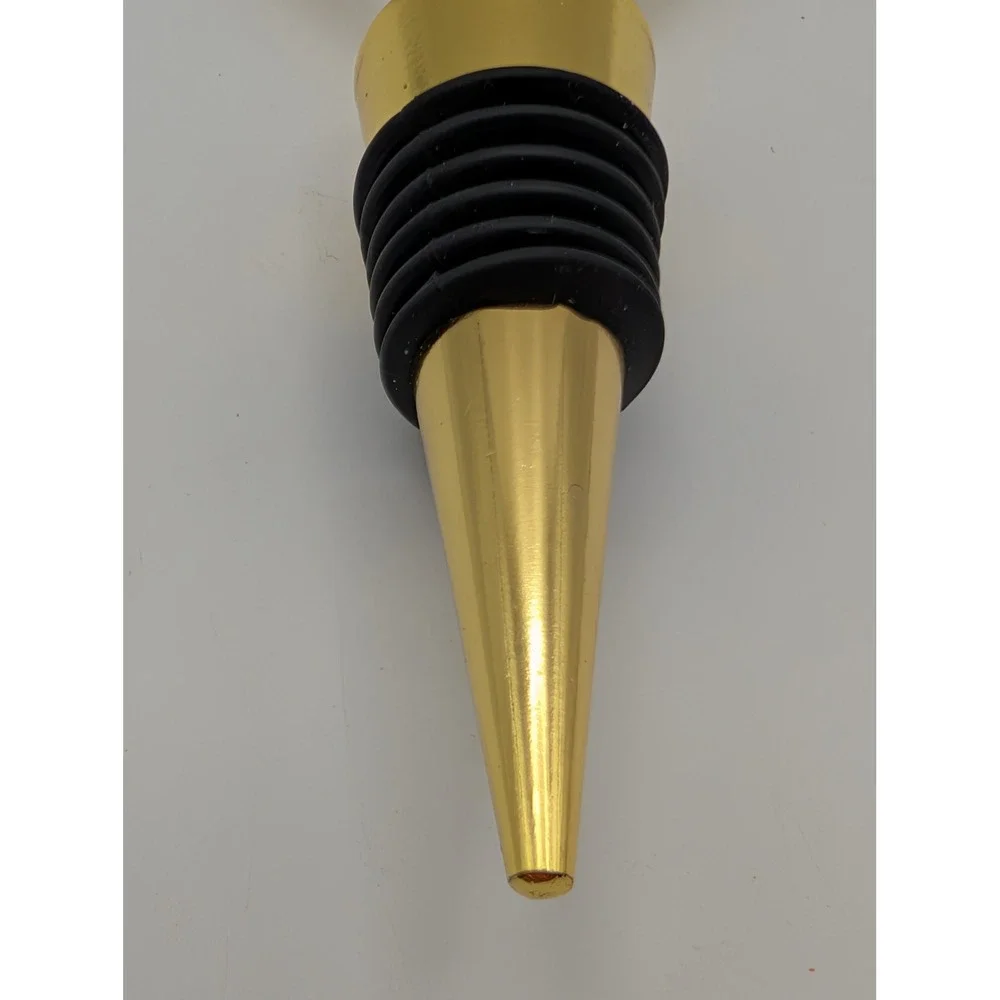Gold Tone Heart Wine Bottle Stopper Decorative Barware Rubber Seal 4.5